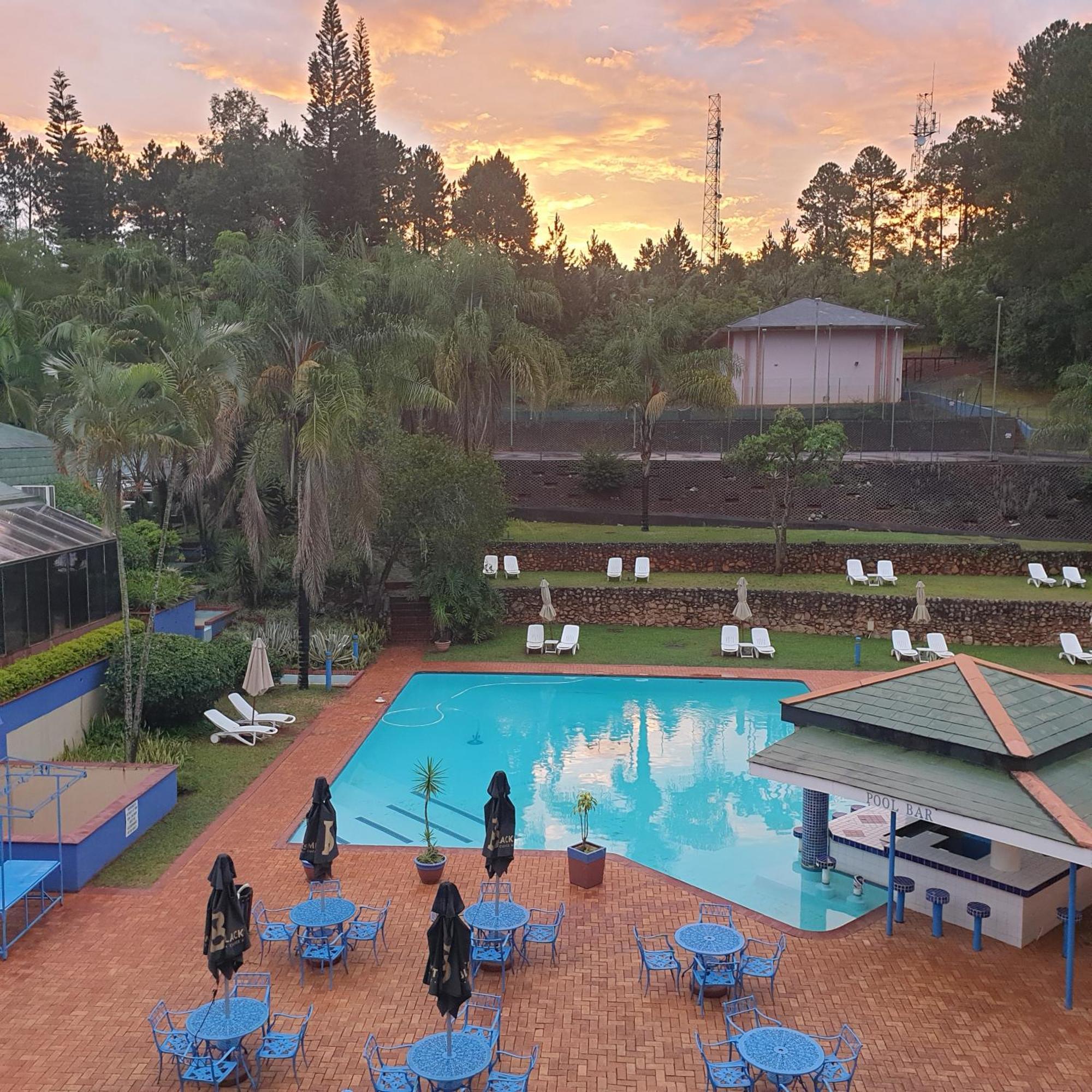 Piggs Peak Hotel&Casino Bagian luar foto